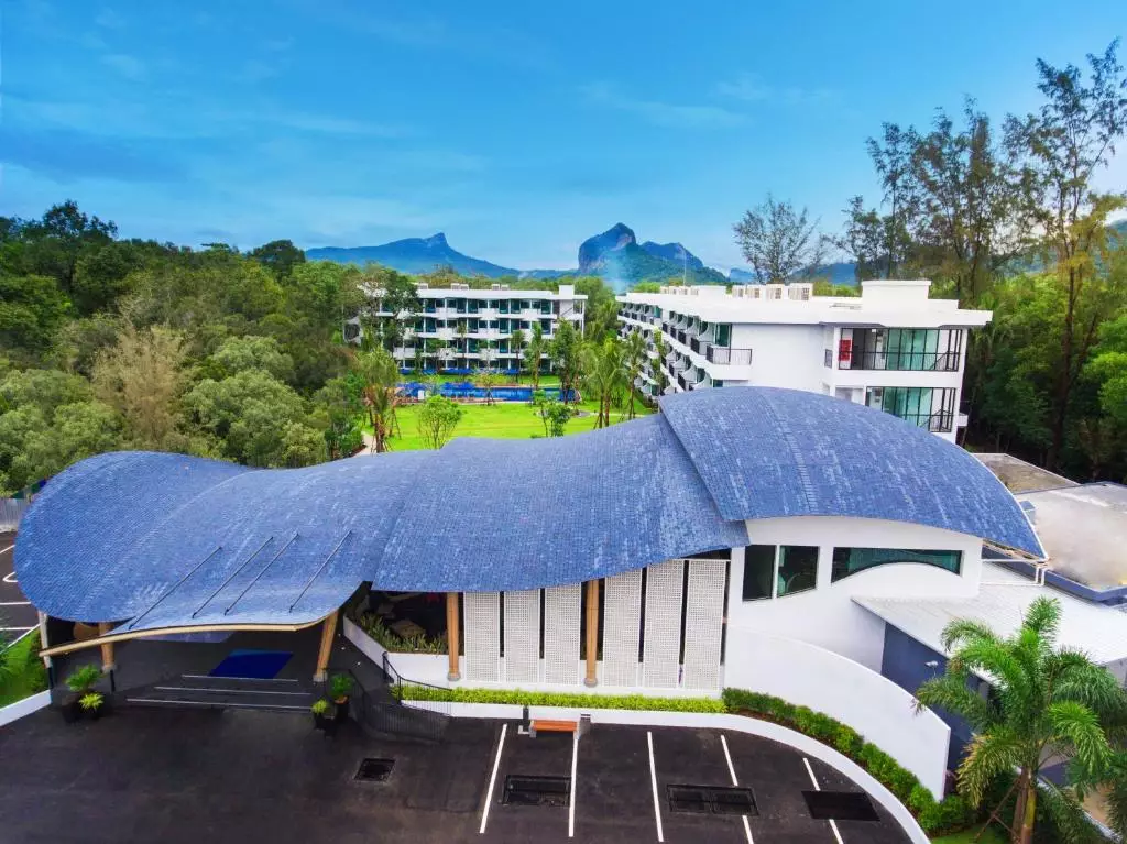Holiday Style Ao Nang Beach Resort